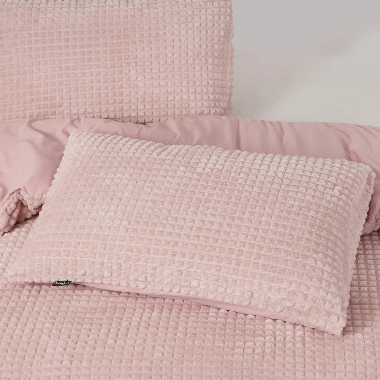 Check Teddy Roze Posteljina